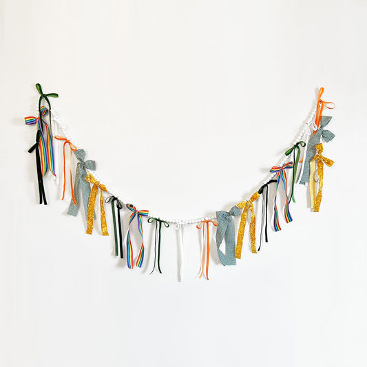 St. Patrick's Day Garland | green and orange velvet bow garland Hööshold